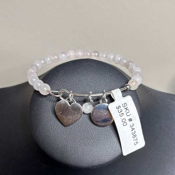 Source Unknown Jewelry - NWT Elegant Rose Quartz Heart Silver Heart Charm Bangle Bracelet Engraving